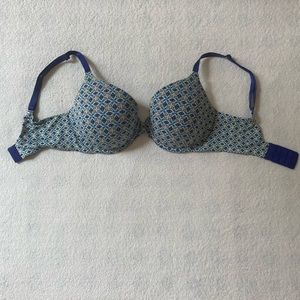 Victoria’s Secret Uplift Semi Demi Bra.